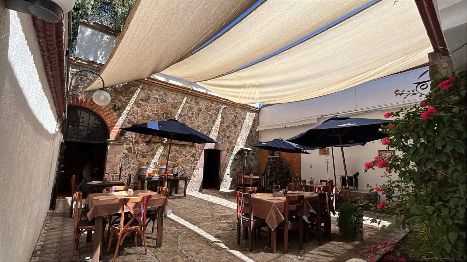 Patio de La Querendona Tepeapulco